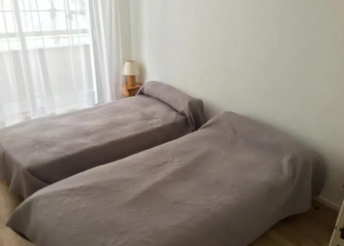 T3 Centre-ville, 280m De La Plage, Parking, Proche Gare, Balcon - Fr-1-433-4 *